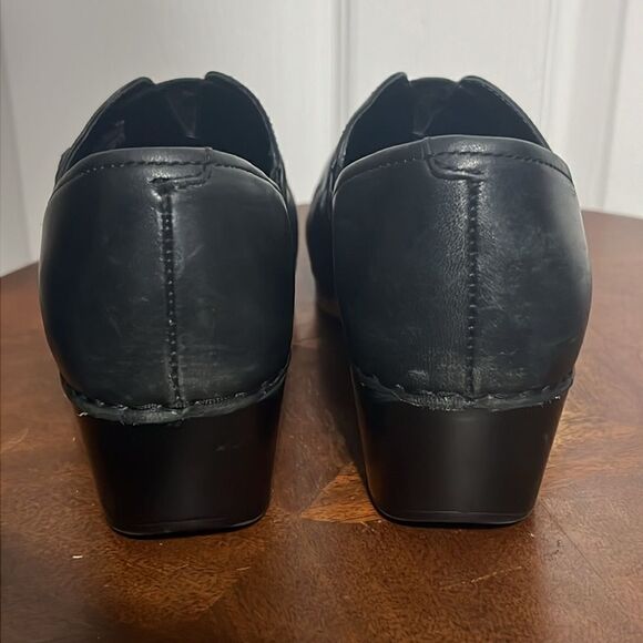 🔥 DANSKO Solstice Clogs Women's 39 US Size 9 Black Leather Closed Back Shoes - Picture 10 of 13